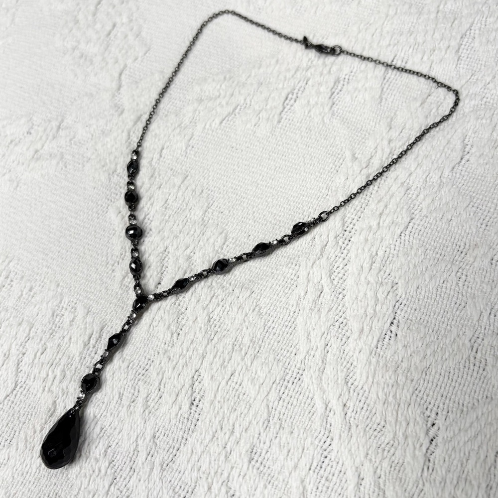 Elegant Black Necklace